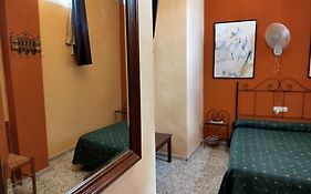 Hostal Manolo